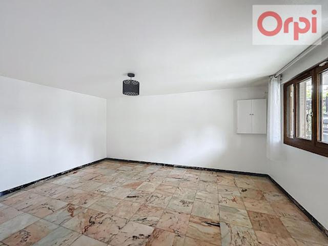 Vente Maison 4 pièces 117 m2 Vitry sur Seine