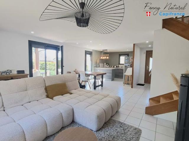 Vente Maison 4 pièces 117 m2 Voglans