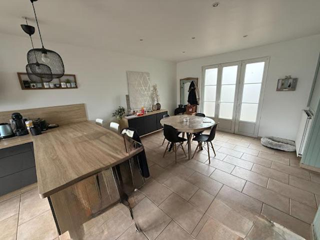 Vente Maison 4 pièces 117 m2 Yzeure