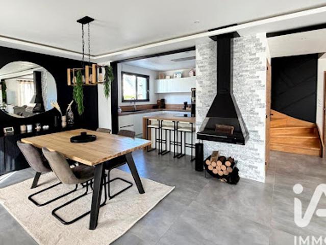 Vente Maison 4 pièces 118 m2 Sainte Anne d'Auray