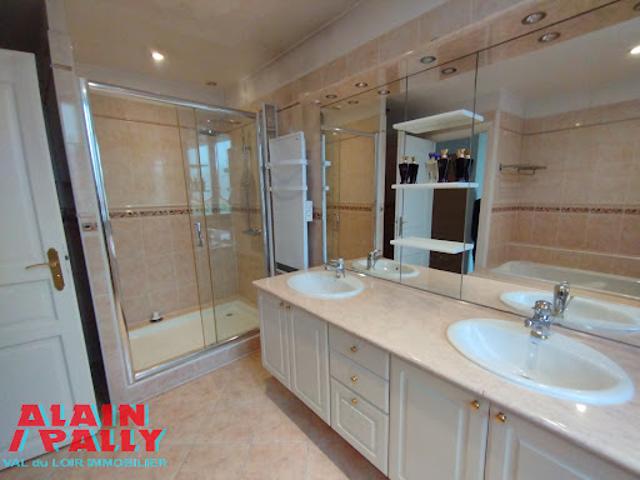 Vente Maison 4 pièces 118 m2 Vald'Yerre