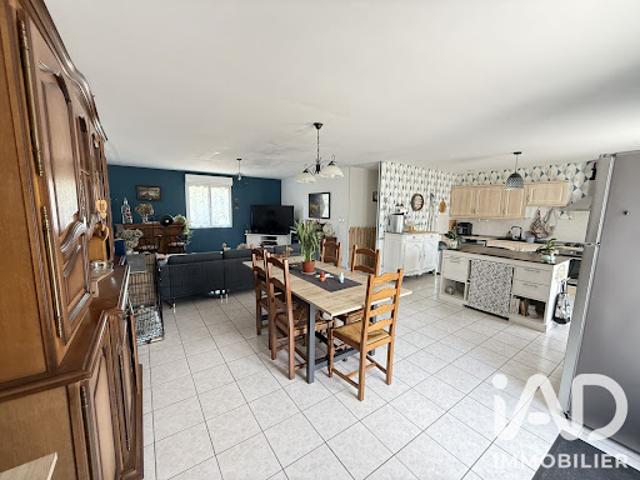 Vente Maison 4 pièces 110 m2 Chenevelles