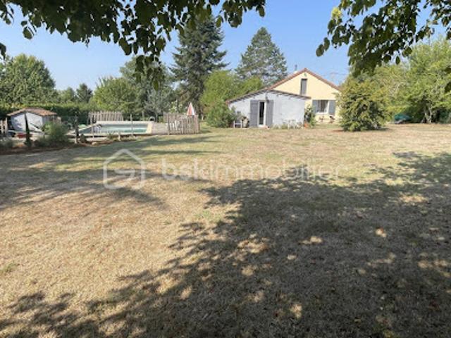Vente Maison 4 pièces 110 m2 Pressignac Vicq