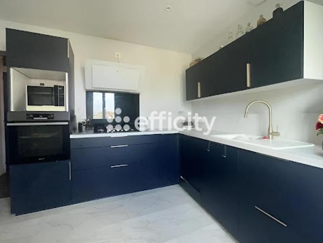 Vente Maison 4 pièces 110 m2 Saint Amant de Boixe