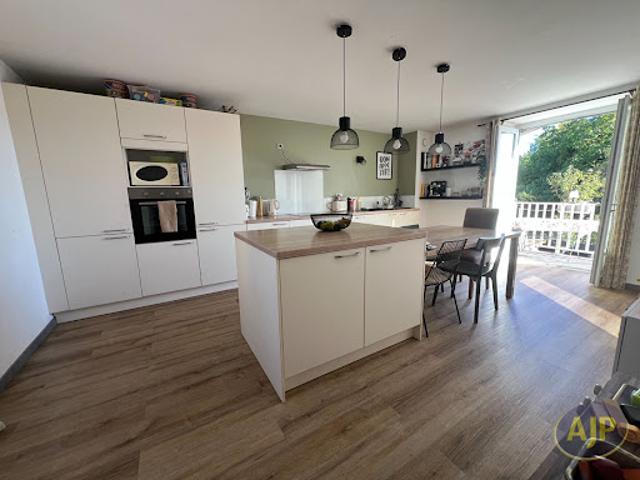 Vente Maison 4 pièces 110 m2 Tillieres
