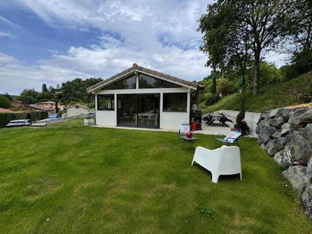Vente Maison 4 pièces 110 m2 Triors