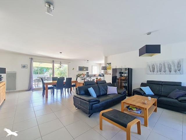 Vente Maison 4 pièces 110 m2 Vayres