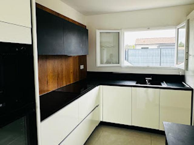 Vente Maison 4 pièces 110.74 m2 L'Isle Jourdain