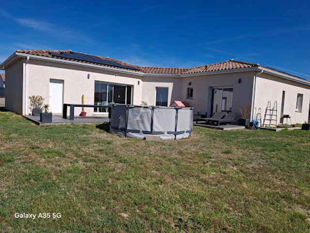 Vente Maison 4 pièces 110.74 m2 L'Isle Jourdain