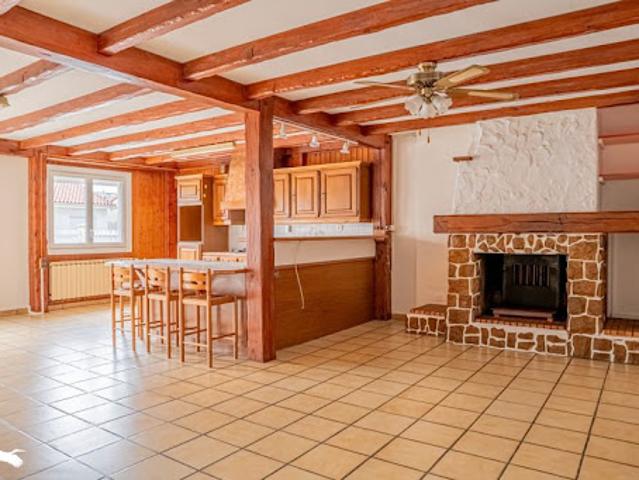 Vente Maison 4 pièces 111 m2 Bassens