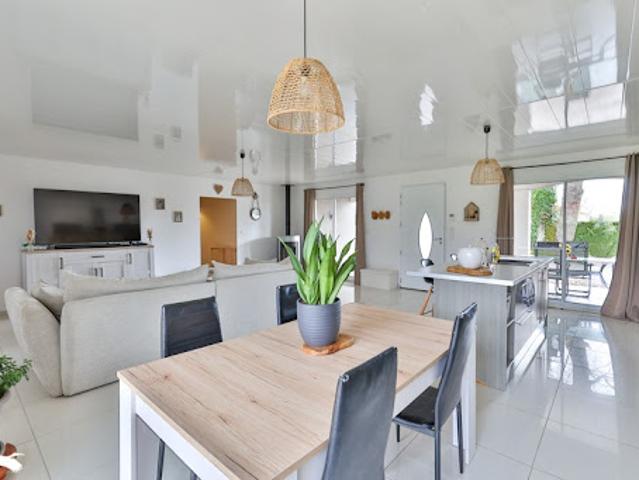Vente Maison 4 pièces 111 m2 Barbezieux Saint Hilaire