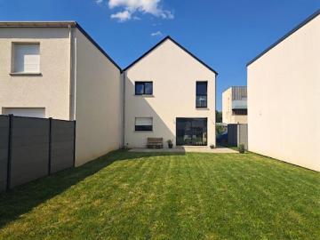 Vente Maison 4 pièces 111 m2 Cintré