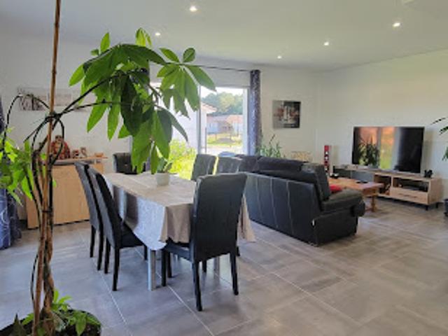 Vente Maison 4 pièces 111 m2 Saint Vincent de Paul