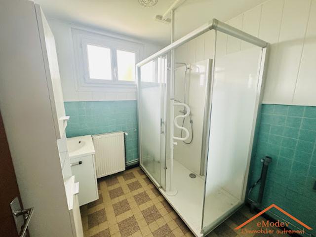 Vente Maison 4 pièces 111.41 m2 Eloyes