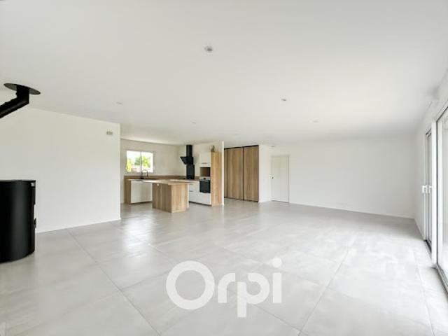 Vente Maison 4 pièces 111.62 m2 Beaulieu sous la Roche