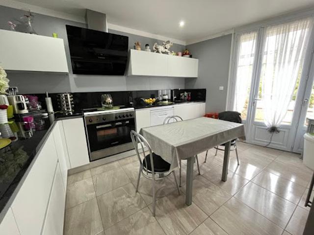 Vente Maison 4 pièces 112 m2 Issoudun