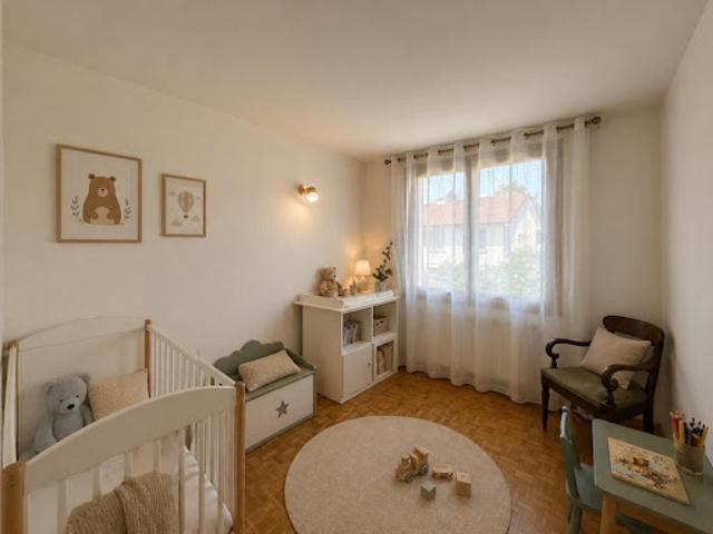 Vente Maison 4 pièces 112 m2 Saint Cyr l'Ecole