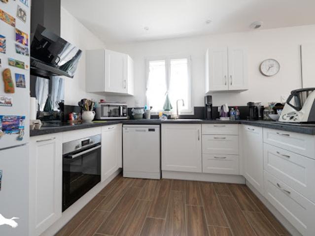 Vente Maison 4 pièces 112 m2 Saint Just Luzac