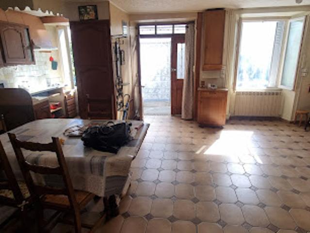 Vente Maison 4 pièces 112 m2 Saint Urcize