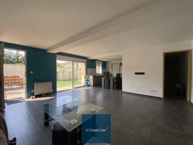Vente Maison 4 pièces 112 m2 Sainte Eulalie
