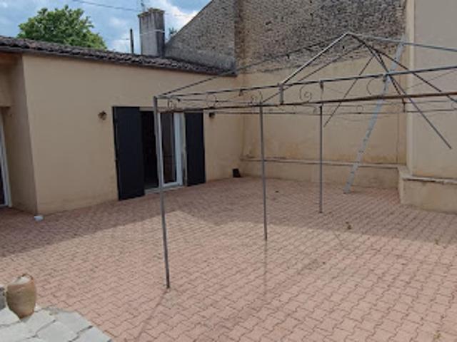 Vente Maison 4 pièces 112.26 m2 Saint felix