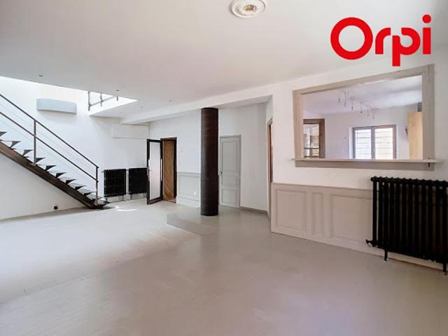 Vente Maison 4 pièces 124 m2 Châteauneuf de Gadagne