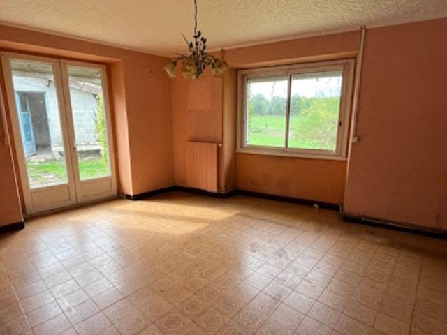 Vente Maison 4 pièces 124 m2 Barbezieux Saint Hilaire
