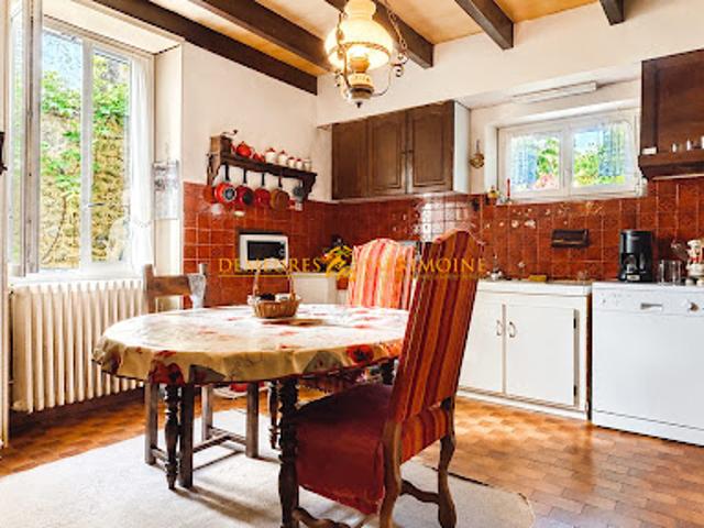 Vente Maison 4 pièces 124 m2 Saint Genis d'Hiersac