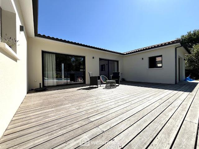 Vente Maison 4 pièces 124 m2 Sainte helene