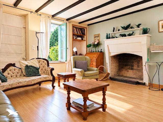 Vente Maison 4 pièces 125 m2 Clavé
