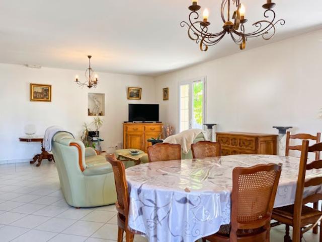 Vente Maison 4 pièces 125 m2 Jonzac