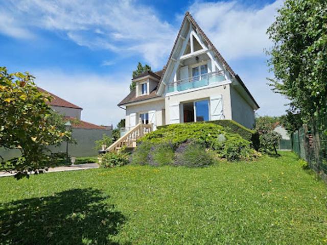 Vente Maison 5 pièces 125 m2 Le Plessis Trévise