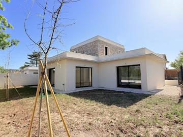 Vente Maison 4 pièces 125 m2 Pourrières