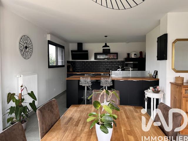 Vente Maison 4 pièces 125 m2 Provin