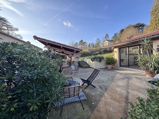 Vente Maison 4 pièces 125 m2 Saint Cyr au Mont d'Or