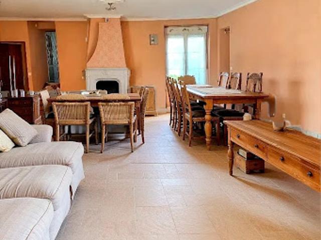 Vente Maison 4 pièces 125 m2 Savigné l'Evêque