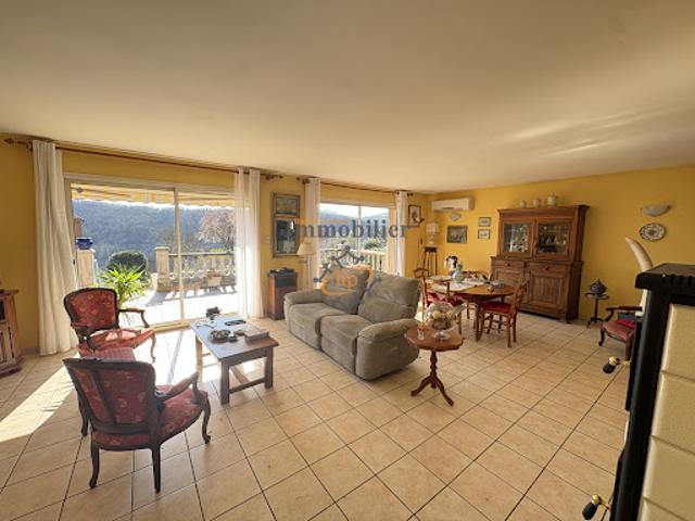 Vente Maison 4 pièces 126 m2 Broquiès