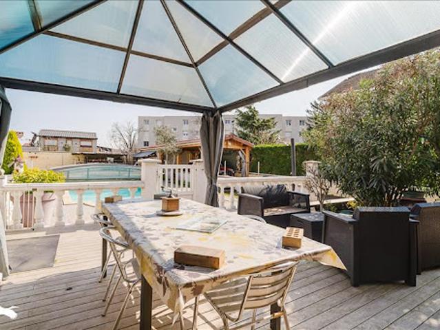 Vente Maison 4 pièces 126 m2 Saint Priest