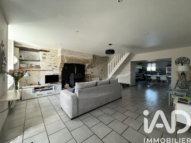 Vente Maison 4 pièces 126 m2 Sèvremont