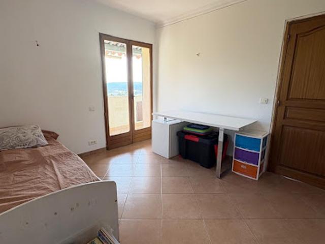Vente Maison 4 pièces 127 m2 Castagniers
