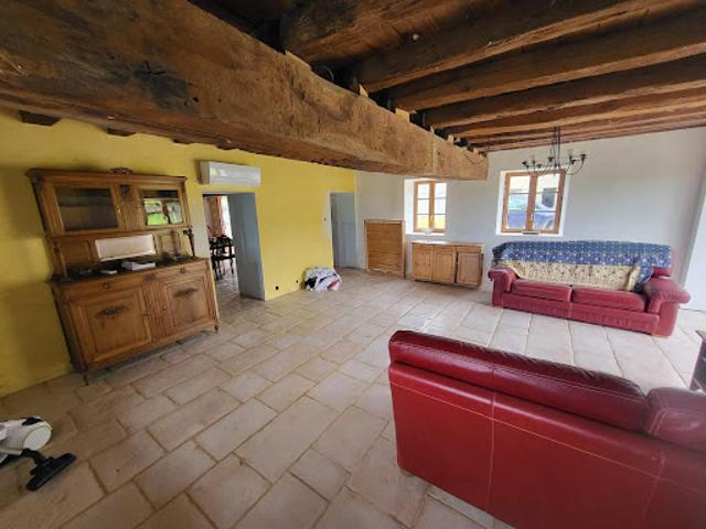 Vente Maison 4 pièces 127 m2 Saint Caprais