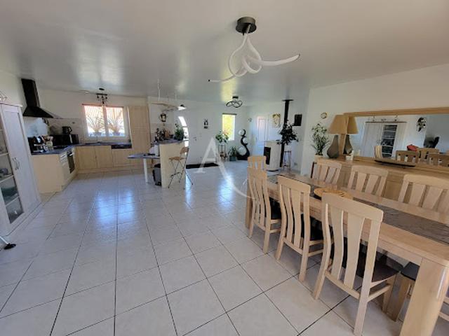 Vente Maison 4 pièces 127 m2 Saint Etienne du Bois