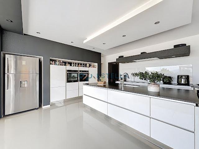Vente Maison 4 pièces 127.7 m2 Afa