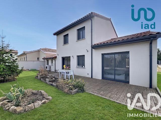 Vente Maison 4 pièces 129 m2 Maclas