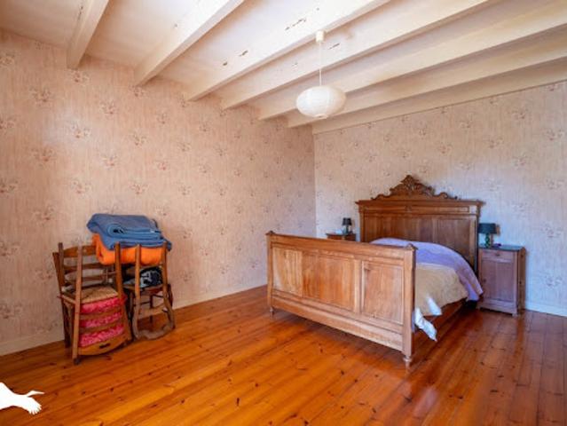 Vente Maison 4 pièces 120 m2 Jonzac