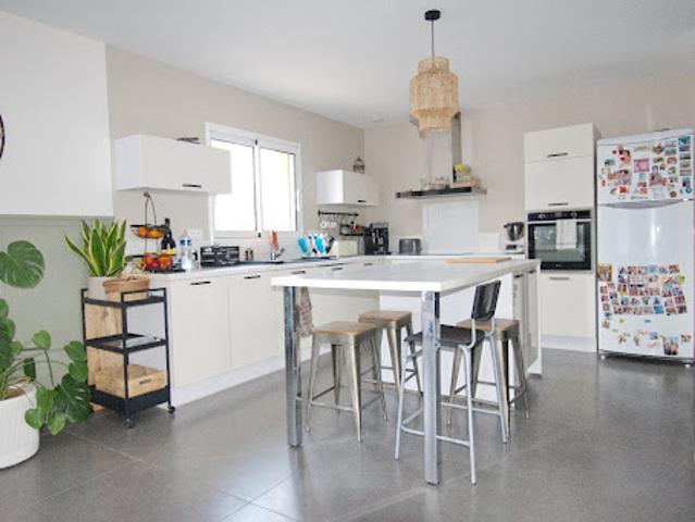 Vente Maison 4 pièces 120 m2 Lézignan la Cèbe