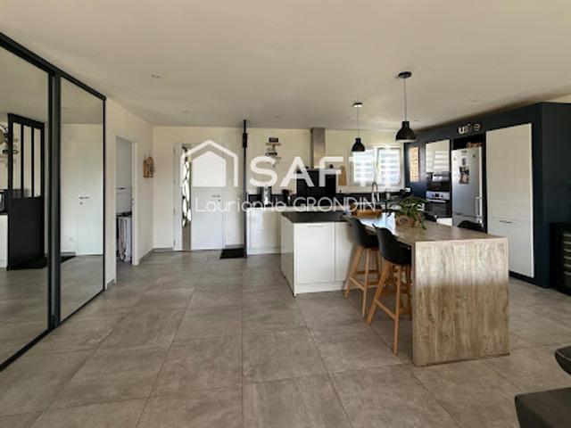 Vente Maison 4 pièces 120 m2 Saint Sulpice d'Arnoult