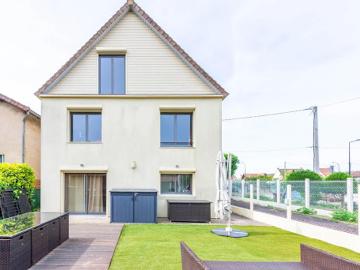 Vente Maison 5 pièces 120 m2 Sartrouville