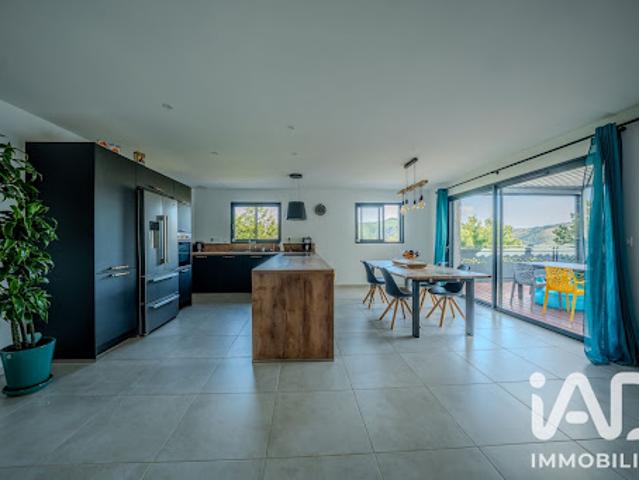 Vente Maison 4 pièces 120 m2 Vesseaux