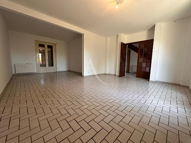 Vente Maison 4 pièces 120.88 m2 Saint Sulpice de Pommeray